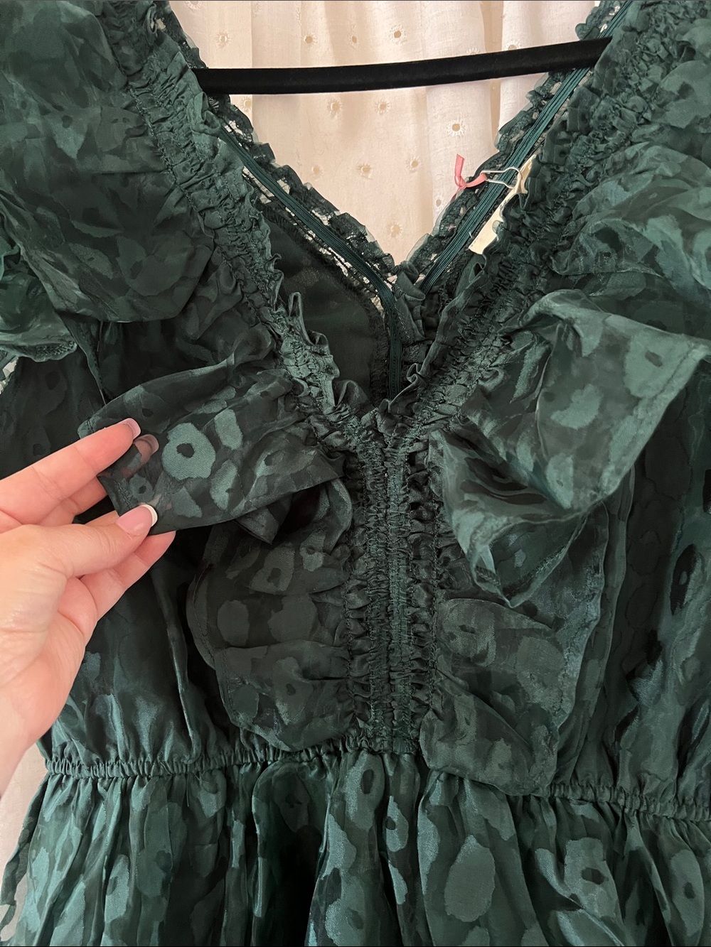 Entro Emerald Green Ruffled Sleeved Party Dress - Picture 3 of 7